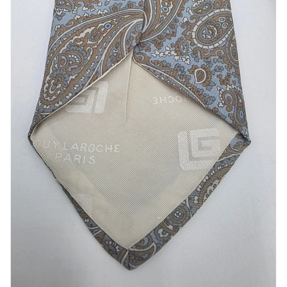 Guy Laroche guy laroche